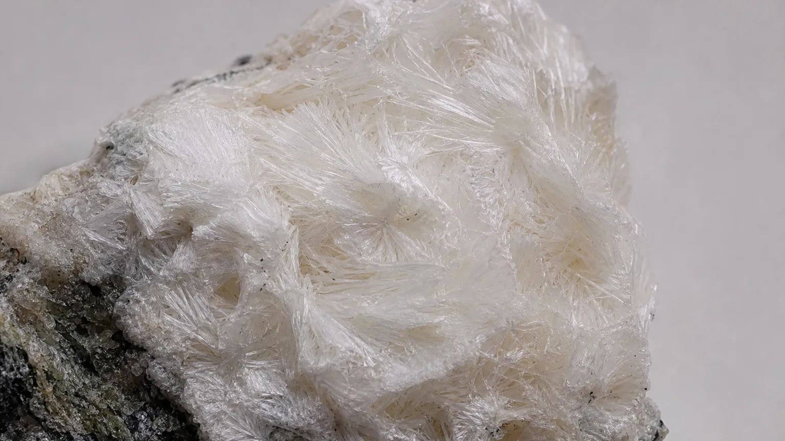 Bavenite white fibrous calcium beryllium silicate close-up