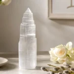 Gemini March 2026 monthly horoscope with Selenite as crystal of the month, zodiac symbol ♊