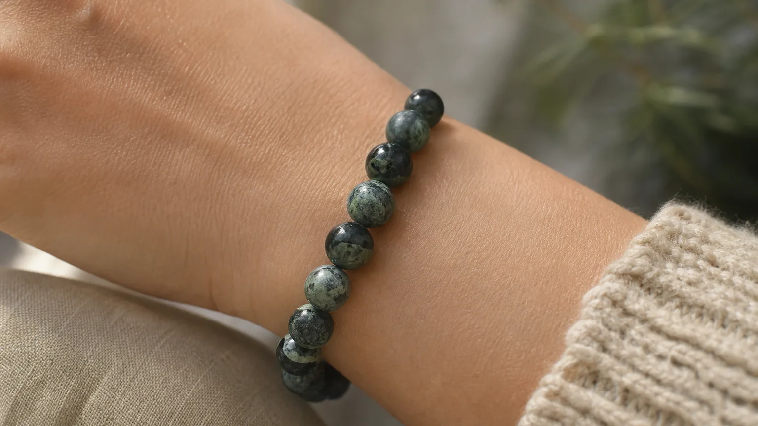 Kambaba jasper used for calm and daily grounding