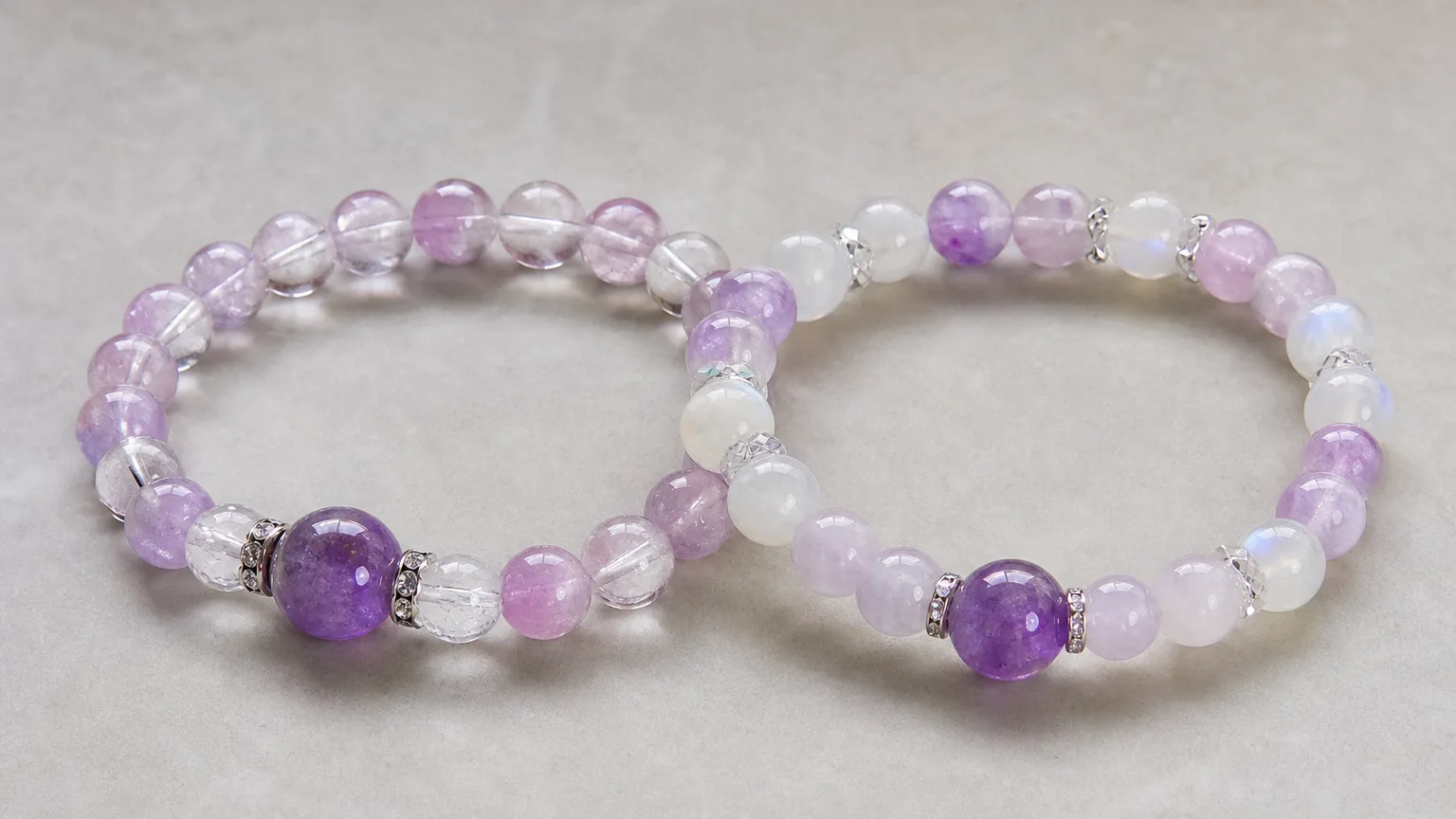 How Libra and Libra can use crystals together: two crystal bracelets side by side