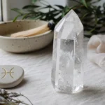Pisces September 2026 monthly horoscope with Clear Quartz as crystal of the month, zodiac symbol ♓