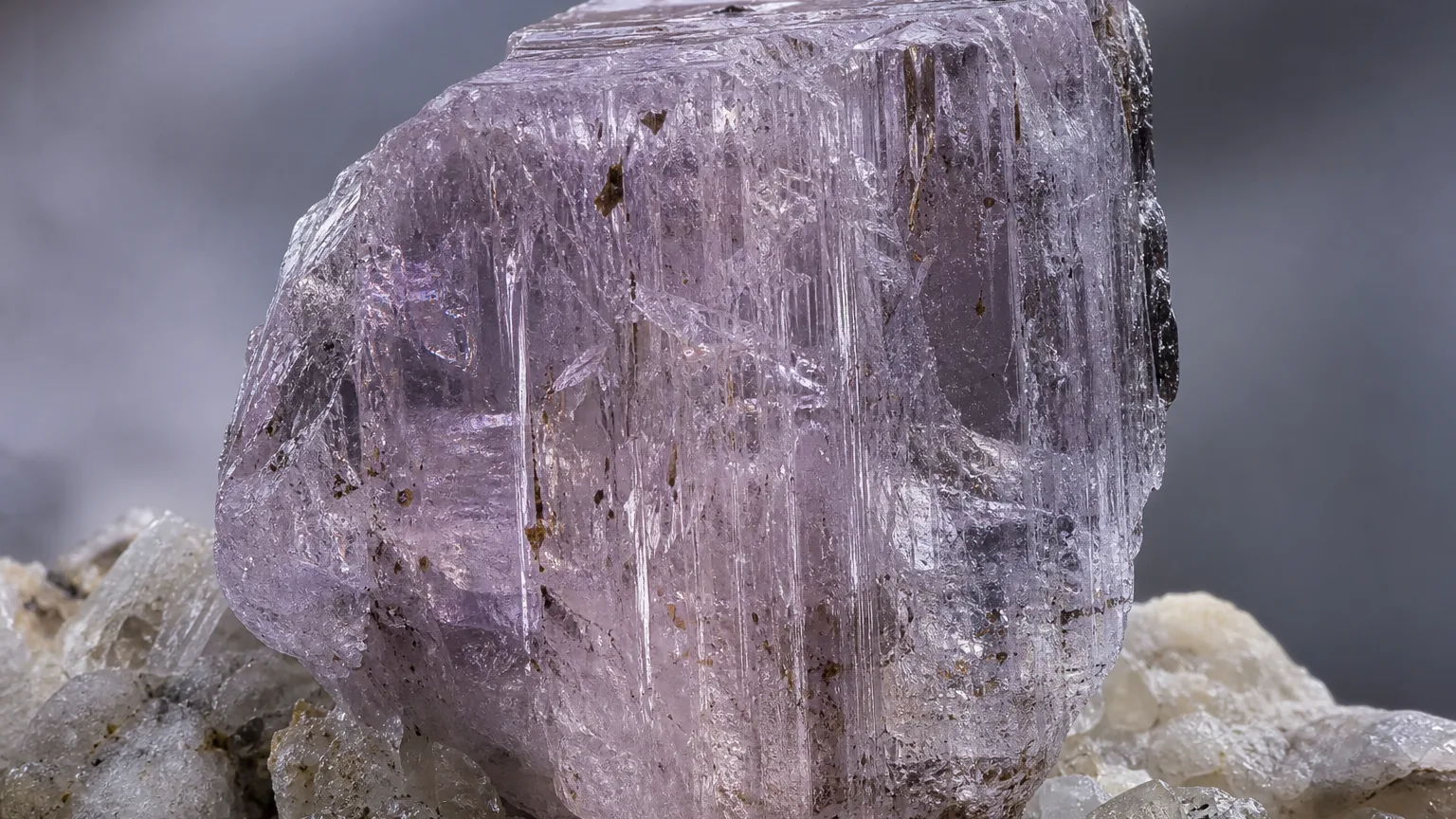 Spodumene meaning guide with lithium pyroxene gem
